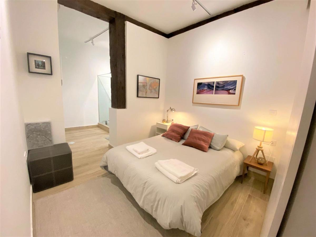 Opera-Suites Luxury La Boheme, In The Very Center Of Madrid. Exterior photo